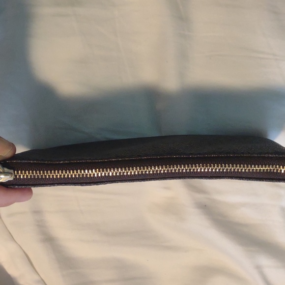 Michael Kors wallet - Picture 6 of 6